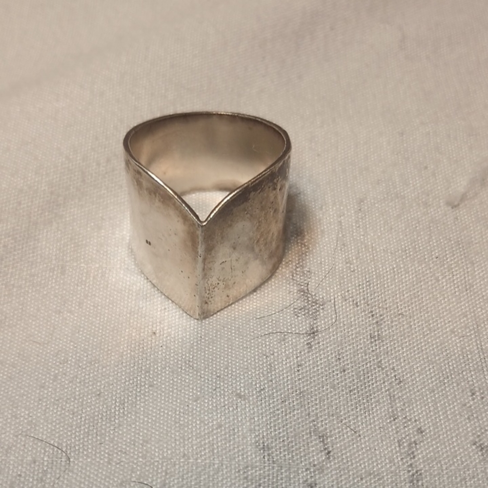 Sterling Silver Ring Size 8